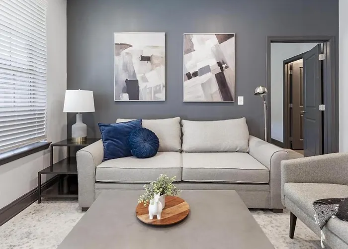Landing Modern With Amazing Amenities *